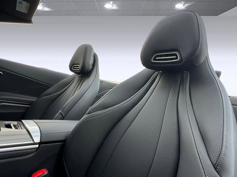 New 2026 Mercedes-Benz CLE 300 4MATIC Cabriolet image 18