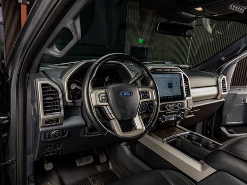 Used 2022 Ford F350 Lariat w/ Lariat Ultimate Package image 17