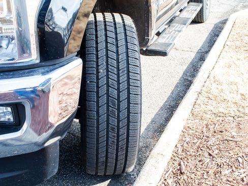 Used 2018 Ford F250 Lariat w/ Lariat Ultimate Package image 9