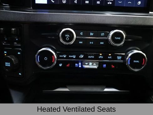 Used 2023 Ford F450 Platinum w/ FX4 Off-Road Package AWD/4WD image 37