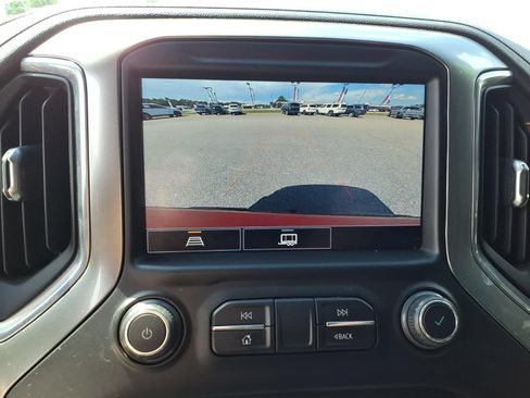 Used 2021 Chevrolet Silverado 1500 RST w/ Convenience Package II AWD/4WD image 23