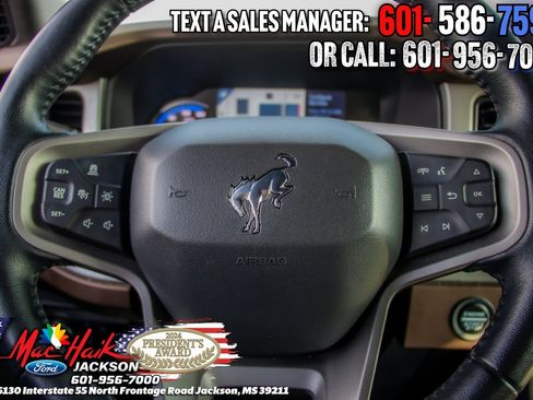Used 2023 Ford Bronco Outer Banks image 12