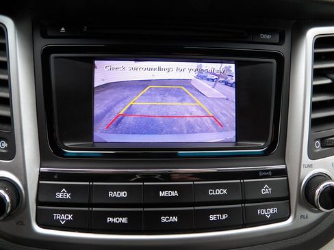 Used 2017 Hyundai Tucson SE image 17