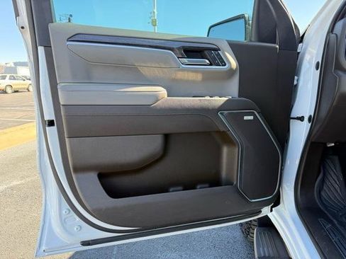 Used 2022 Chevrolet Silverado 1500 LTZ image 24