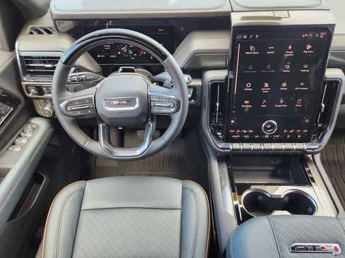 New 2026 GMC Yukon AT4 w/ AT4 Premium Plus Package AWD/4WD image 14