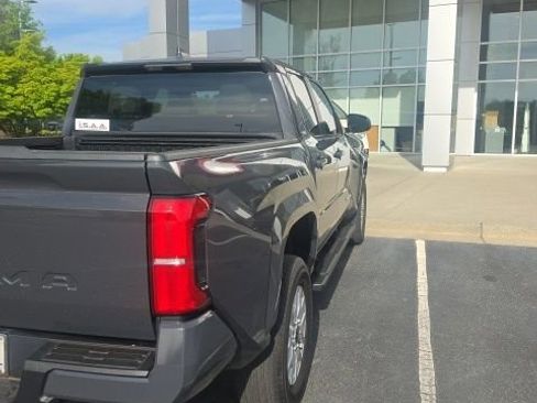 Used 2024 Toyota Tacoma SR5 image 8