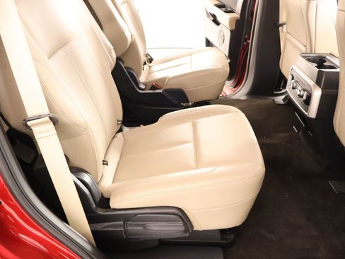 Used 2022 Ford Expedition XLT RWD image 16