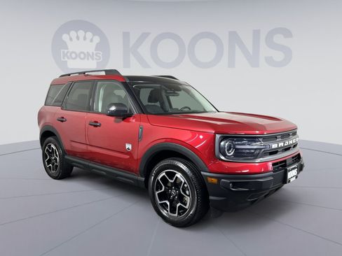 Used 2021 Ford Bronco Sport Big Bend w/ Big Bend Package AWD/4WD image 2