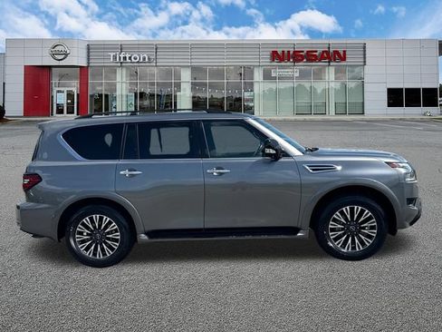 Used 2024 Nissan Armada SL w/ Midnight Edition Package RWD image 8
