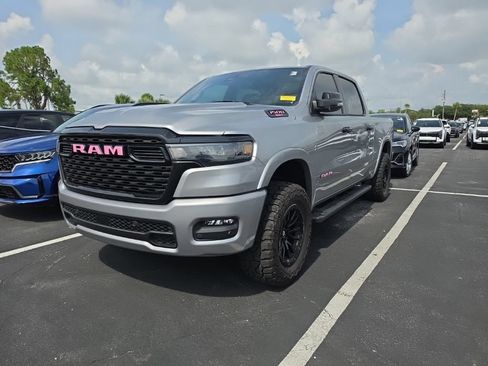 Used 2025 RAM 1500 Big Horn AWD/4WD image 4