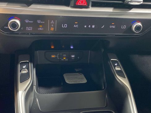 New 2026 Kia Sorento EX AWD/4WD image 33