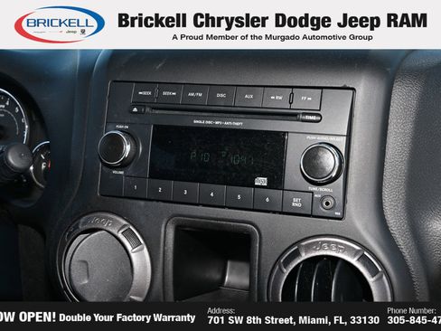 Used 2018 Jeep Wrangler Sport AWD/4WD image 17