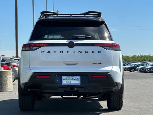 New 2026 Nissan Pathfinder Rock Creek image 5