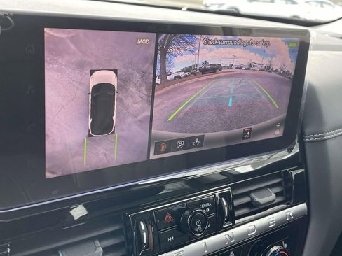 New 2026 Nissan Pathfinder Platinum image 27