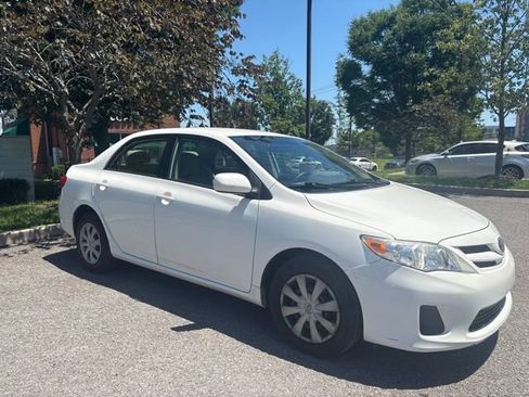 Used 2011 Toyota Corolla LE FWD image 11