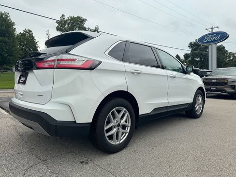 Used 2024 Ford Edge SEL w/ Convenience Package AWD/4WD image 5