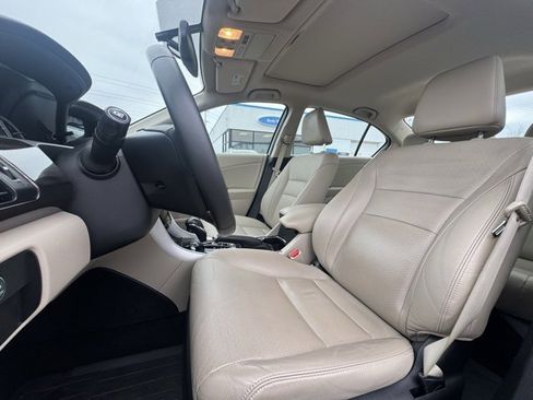 Used 2016 Honda Accord EX-L image 13