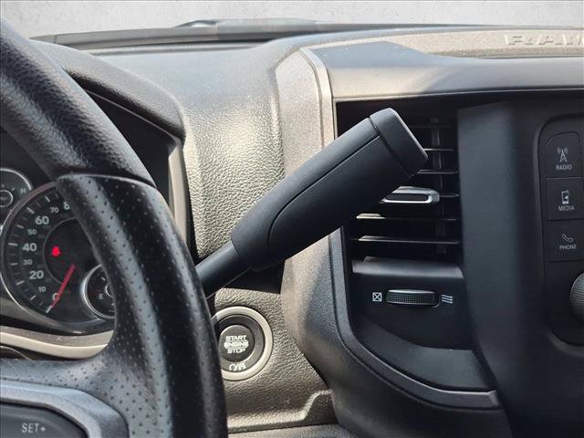 Used 2024 RAM 3500 Tradesman w/ Chrome Appearance Group AWD/4WD image 8