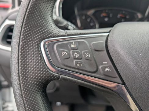 Used 2023 Chevrolet Equinox LT w/ LPO, Floor Liner Package image 11