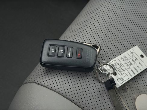 Used 2018 Lexus RX 350 AWD w/ Premium Package image 31