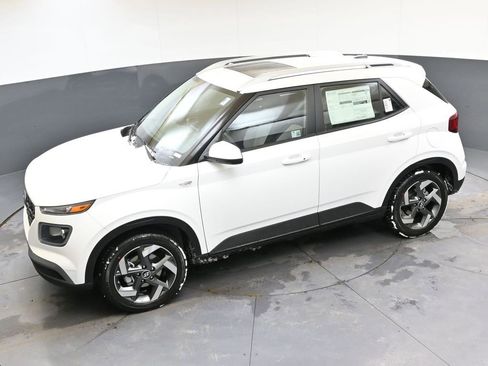 New 2026 Hyundai Venue SEL image 47