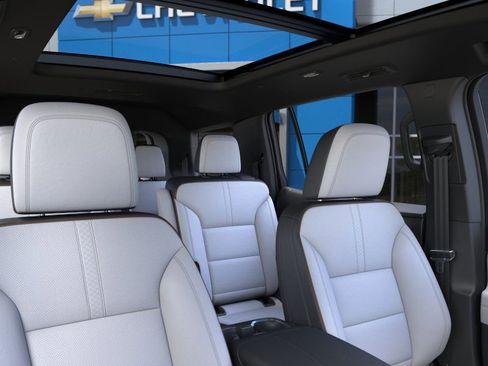New 2026 Chevrolet Traverse High Country FWD image 20