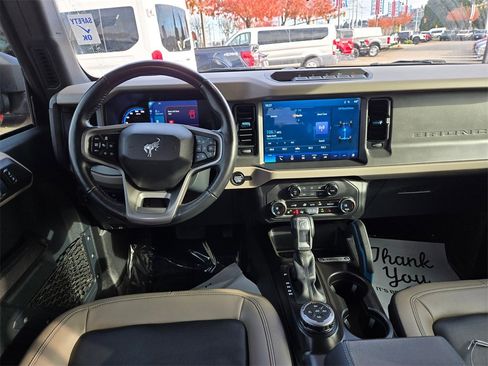 Used 2024 Ford Bronco Wildtrak image 11
