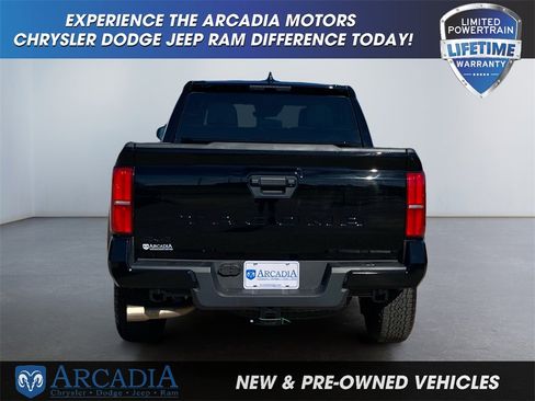 Used 2024 Toyota Tacoma TRD Off-Road image 4