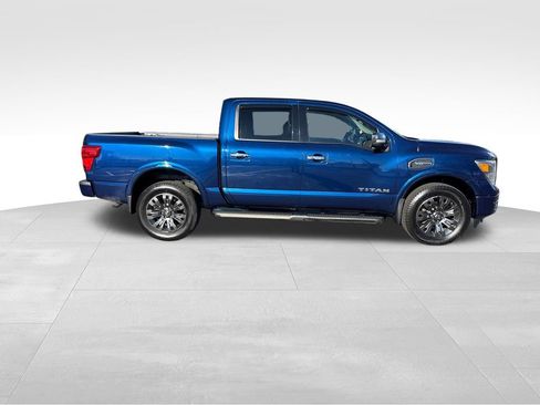 Used 2017 Nissan Titan Platinum Reserve image 7
