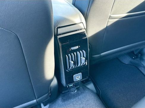 New 2026 Jeep Compass Latitude image 17