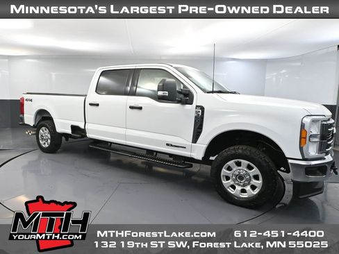 Used 2023 Ford F350 XLT image 1