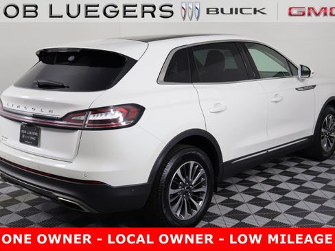 Used 2021 Lincoln Nautilus Reserve image 7