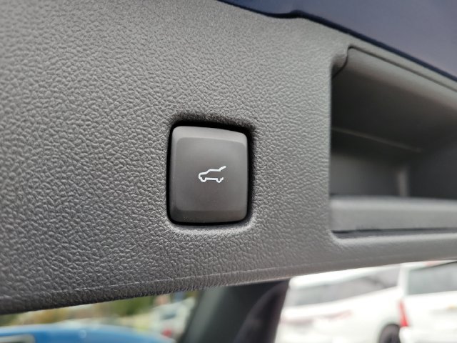 Used 2023 Ford Escape Active w/ Tech Pack #2 FWD image 28