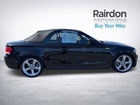 Used 2011 BMW 135i Convertible image 9