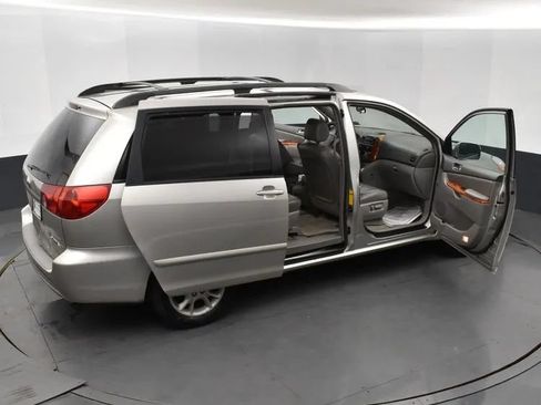 Used 2006 Toyota Sienna FWD image 6