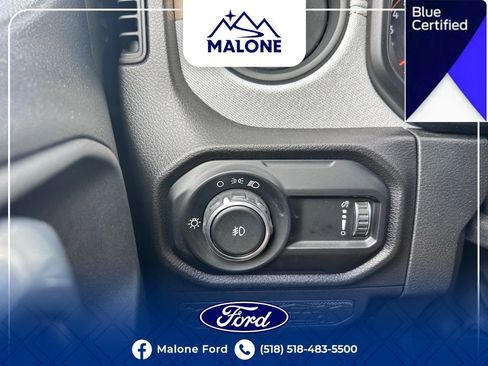 Used 2024 Jeep Wrangler Sport AWD/4WD image 17