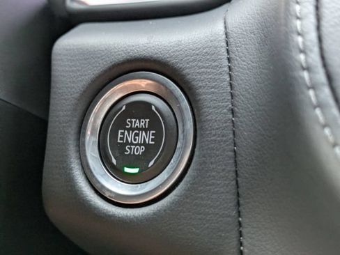Used 2023 Chevrolet Tahoe Z71 AWD/4WD image 31
