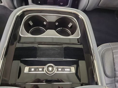 Used 2018 Lincoln Navigator Black Label image 30