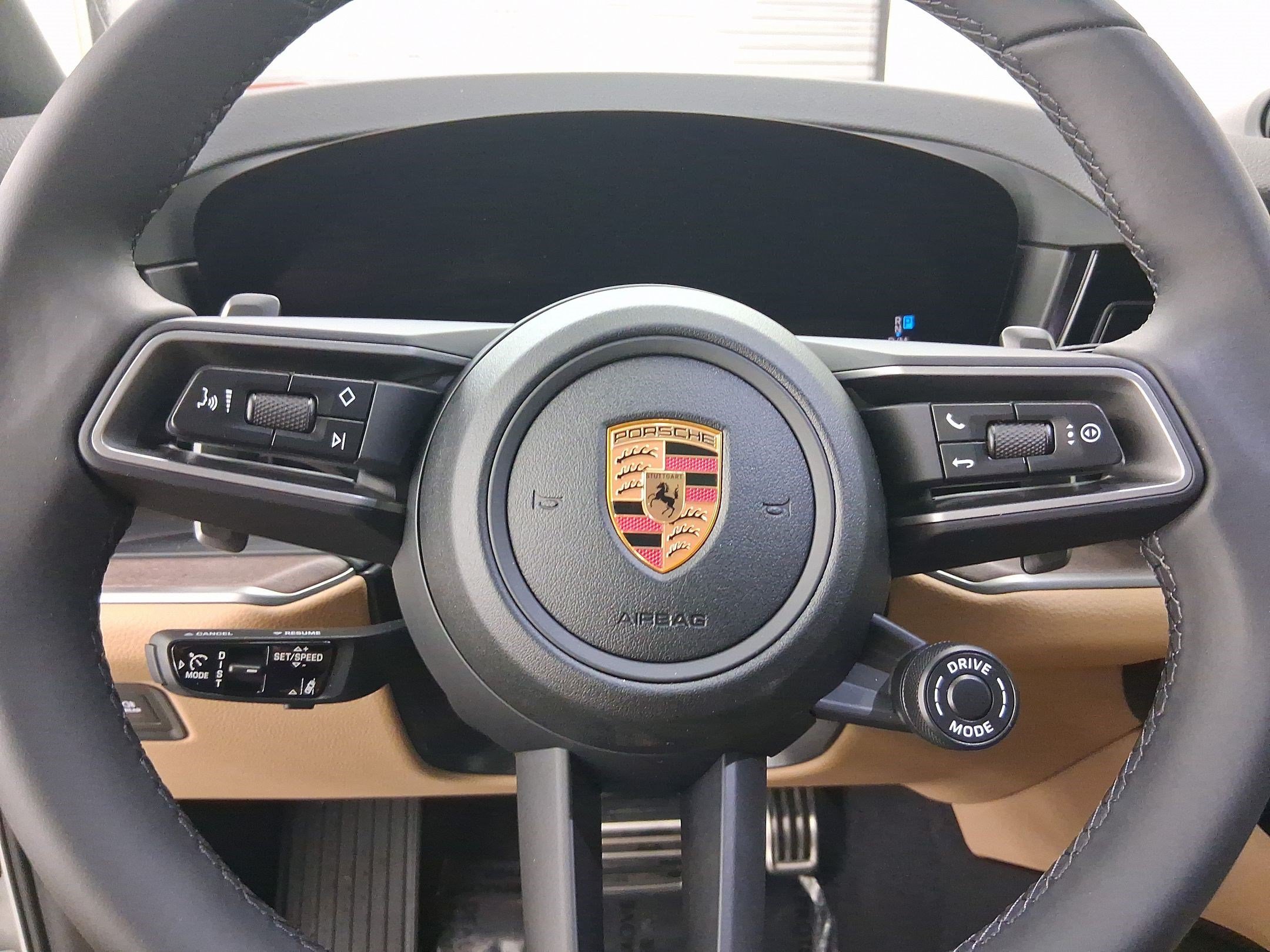 Used 2026 Porsche Cayenne AWD/4WD image 14