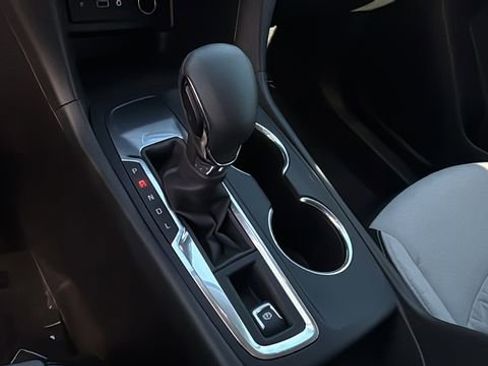 Certified 2022 Chevrolet Equinox LS w/ LS Convenience Package image 28