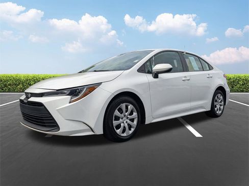 Certified 2024 Toyota Corolla LE FWD image 9