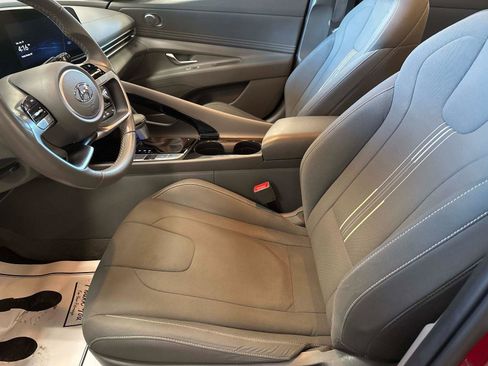 Certified 2023 Hyundai Elantra SEL w/ Convenience Package image 20