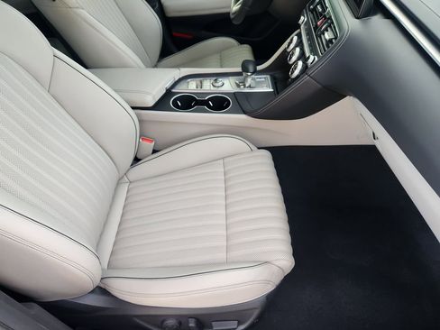 Used 2022 Genesis G70 2.0T w/ Prestige Package image 13