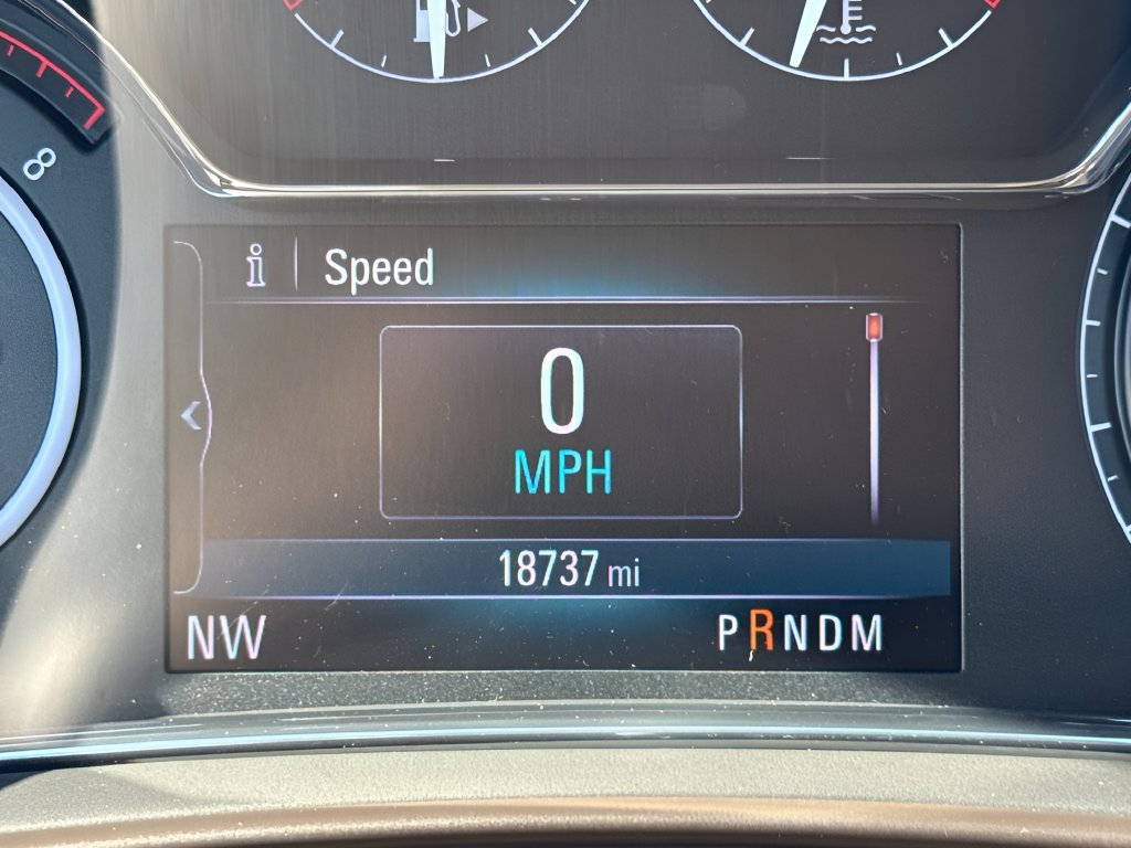 Used 2017 Buick Regal Sport Touring FWD image 21