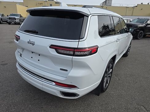 Certified 2022 Jeep Grand Cherokee L Overland image 7