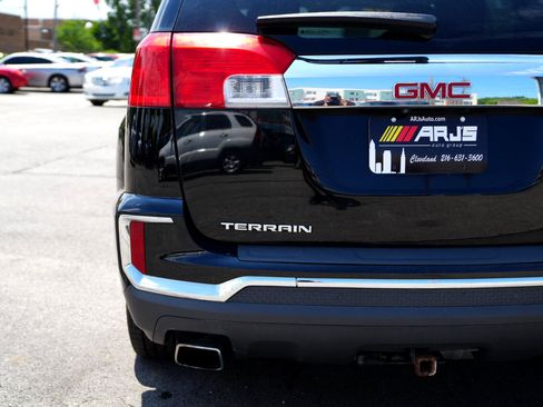 Used 2017 GMC Terrain SLT w/ Open Road Package image 8