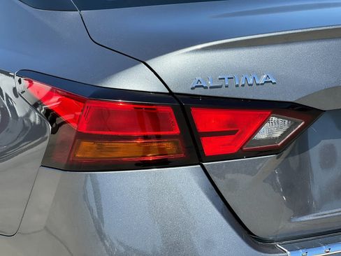 Used 2021 Nissan Altima 2.5 SL FWD image 28