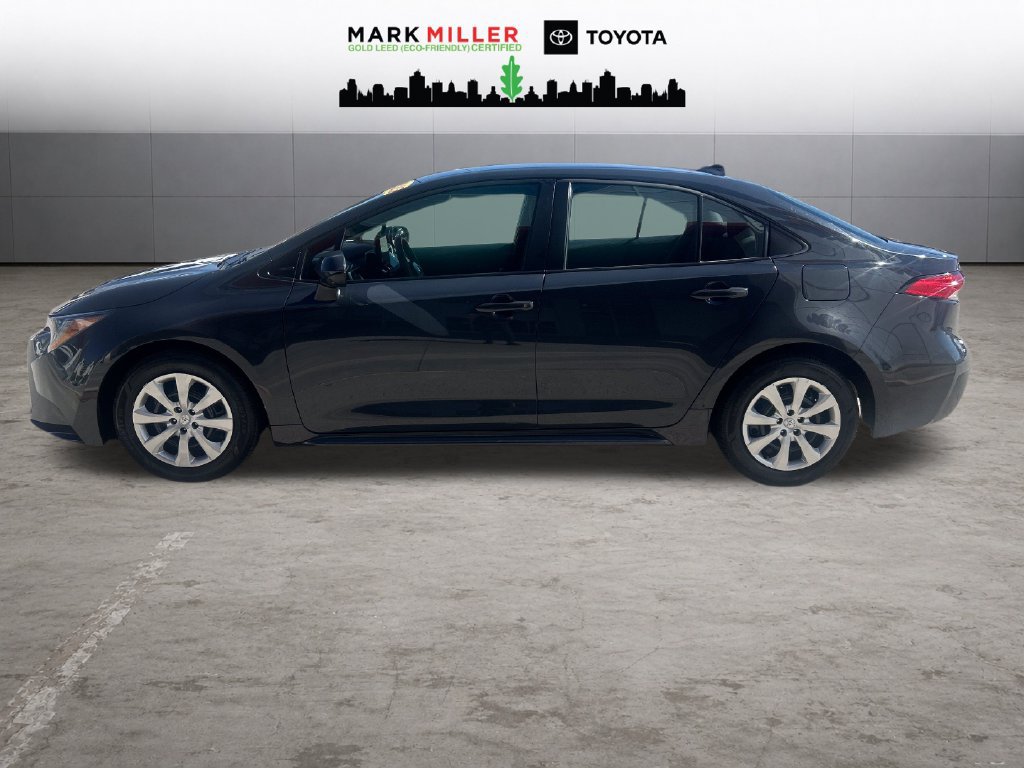 Certified 2025 Toyota Corolla LE FWD image 2