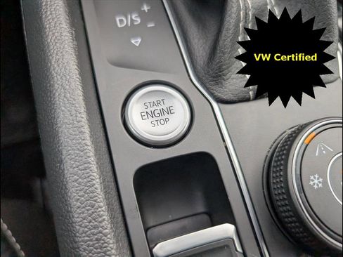 Certified 2023 Volkswagen Atlas Cross Sport SE image 20