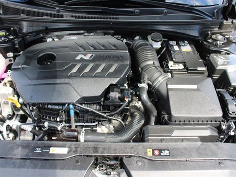 Used 2025 Hyundai Elantra N FWD image 17